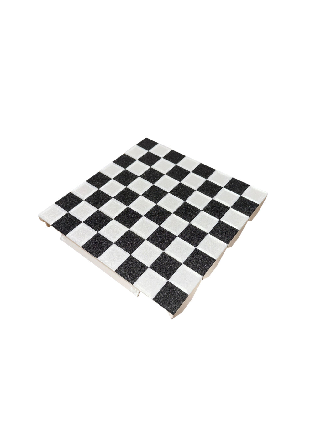 Chess To Go – Portable Fantasy Chess Set with Built-In Storage
