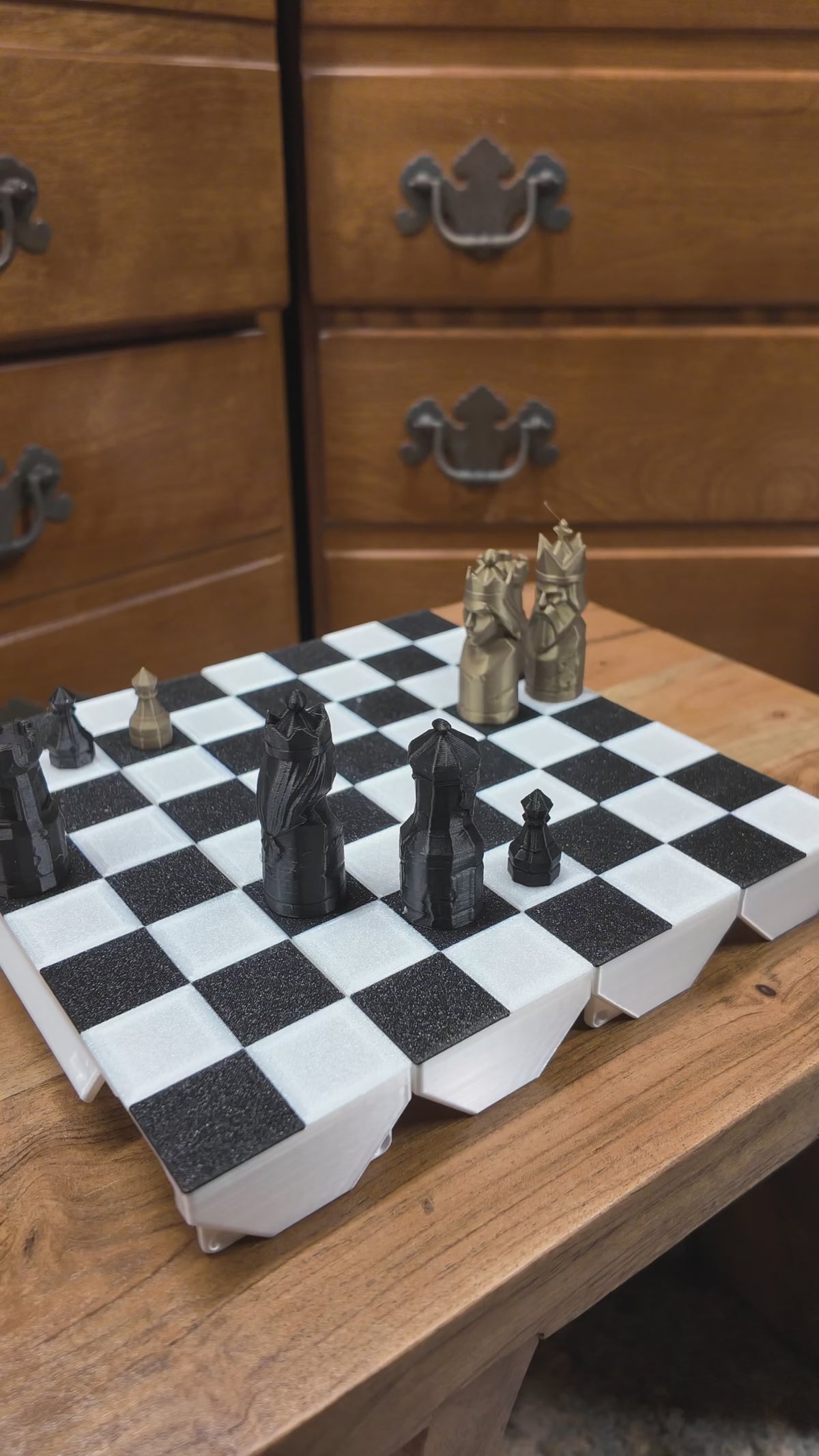 Chess To Go – Portable Fantasy Chess Set with Built-In Storage